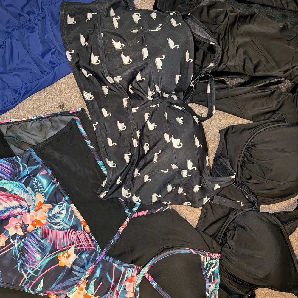 torrid Red and Black Floral Maxi Dress - Picture 6 of 16